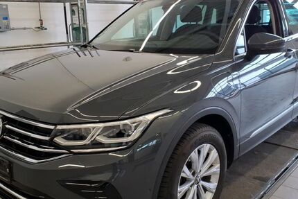 VW Tiguan 36.391 km 27.900 &euro; Rastede/ Wahnbek 26180
