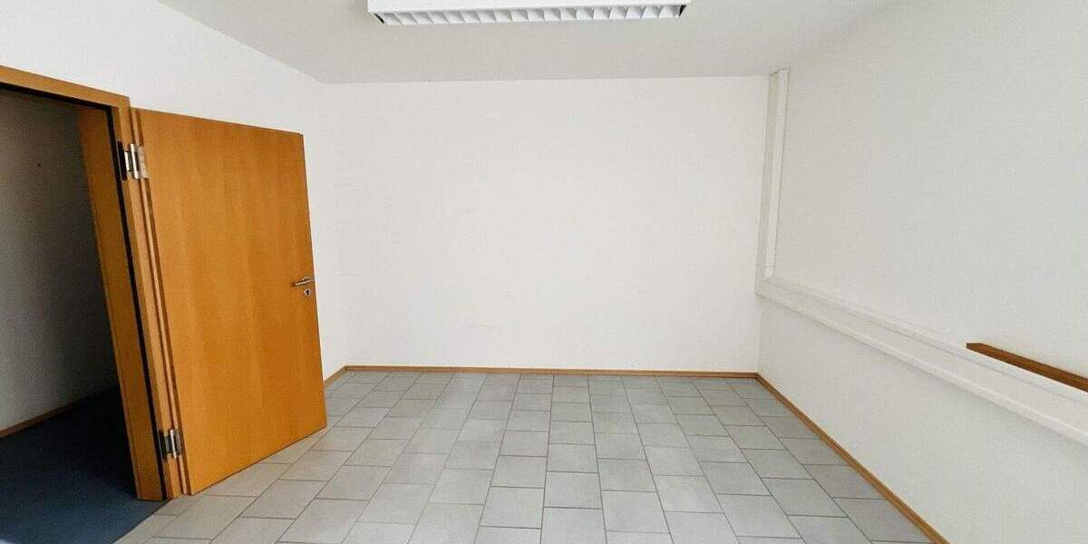 Gewerbeobjekt Neuhof Dorfborn - 2 Zimmer, 4.500&euro; | Angebot:26787663