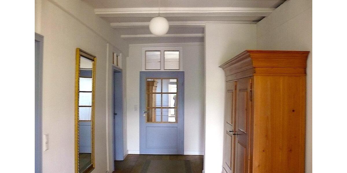 Einfamilienhaus Bad Wildungen - 7 Zimmer, 400 m&sup2;, 980.000&euro; | Angebot:21624522