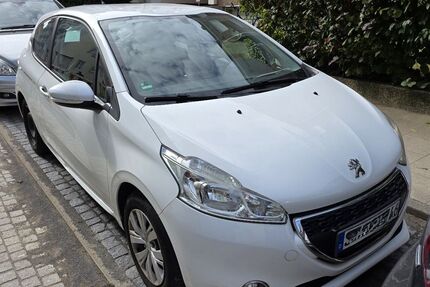 Peugeot 208 160.000 km 2.400 &euro; HANNOVER 30171
