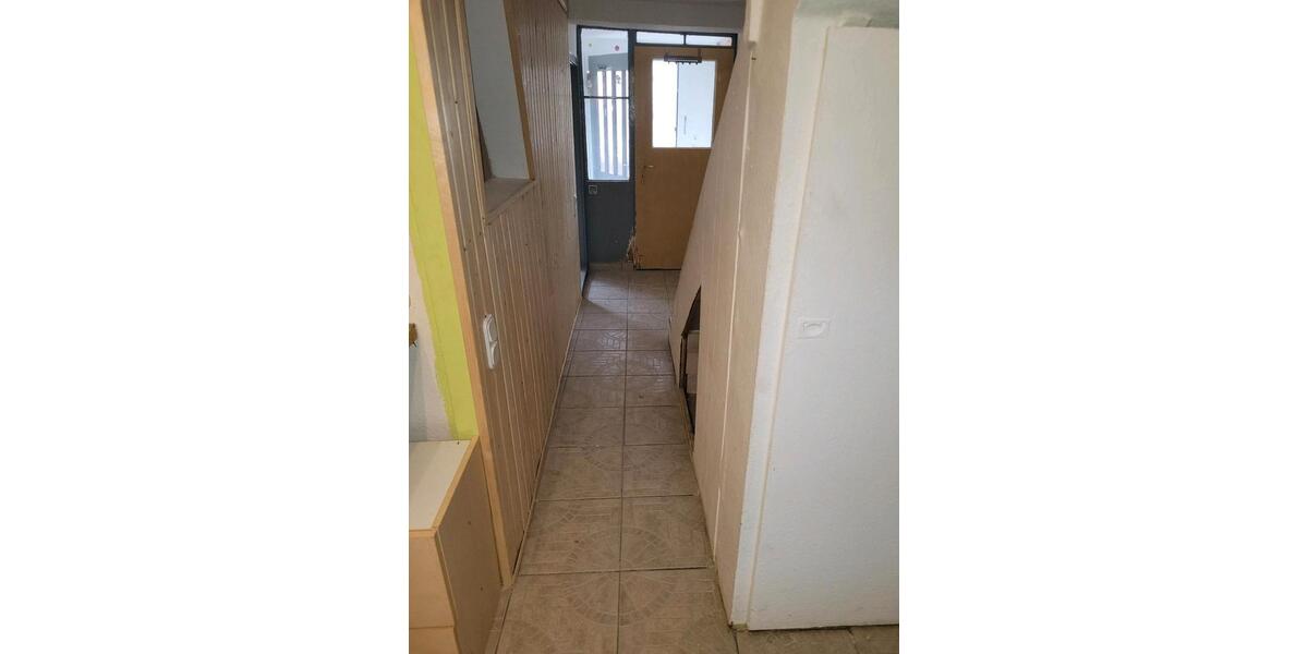 Einfamilienhaus Bastheim - 6 Zimmer, 105 m&sup2;, 44.500&euro; | Angebot:25931722