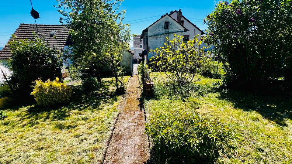 Einfamilienhaus Bexbach - 7 Zimmer, 140 m&sup2;, 195.000&euro; | Angebot:26888783