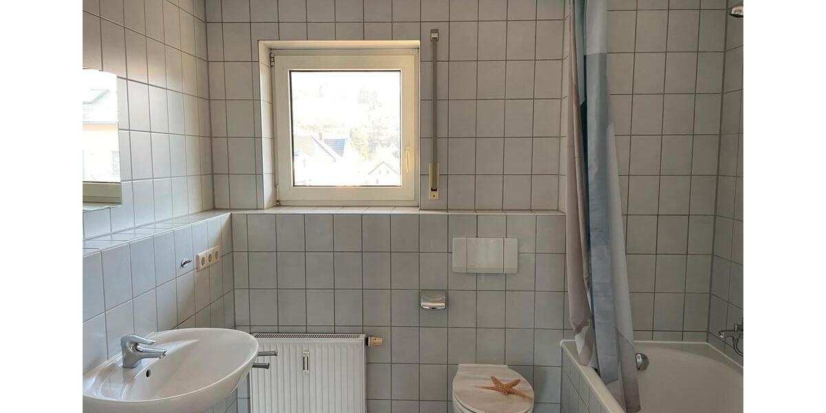 Dachgeschoßwohnung Freital - 2 Zimmer, 67 m&sup2;, 145.000&euro; | Angebot:26800656