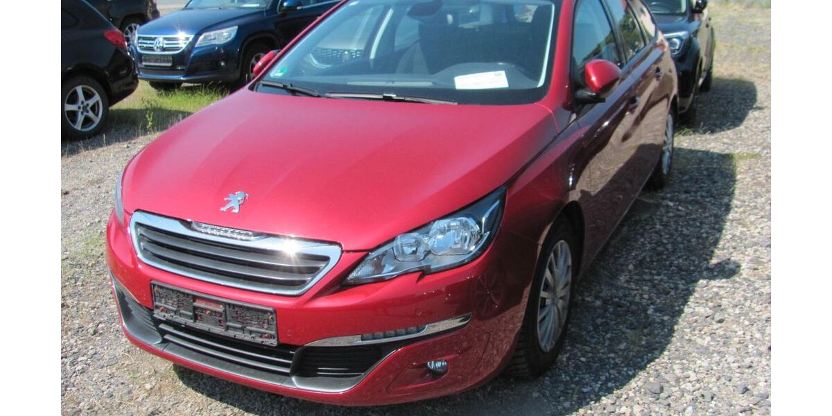 Peugeot 308 84.000 km 7.500 &euro; Pohlheim 35415