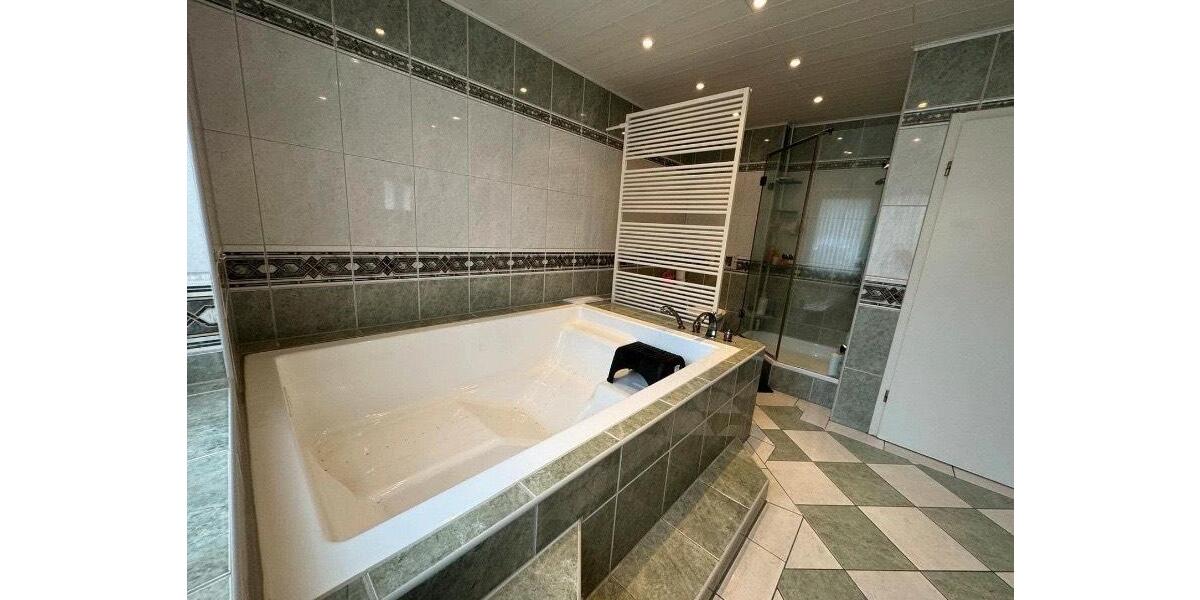Einfamilienhaus Mechernich - 7 Zimmer, 244 m&sup2;, 549.000&euro; | Angebot:26233248