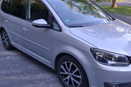 VW Touran 169.350 km 8.350 &euro; Obererbach 57612