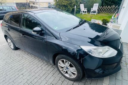 Ford Focus 151.000 km 6.190 &euro; Hechingen 72379
