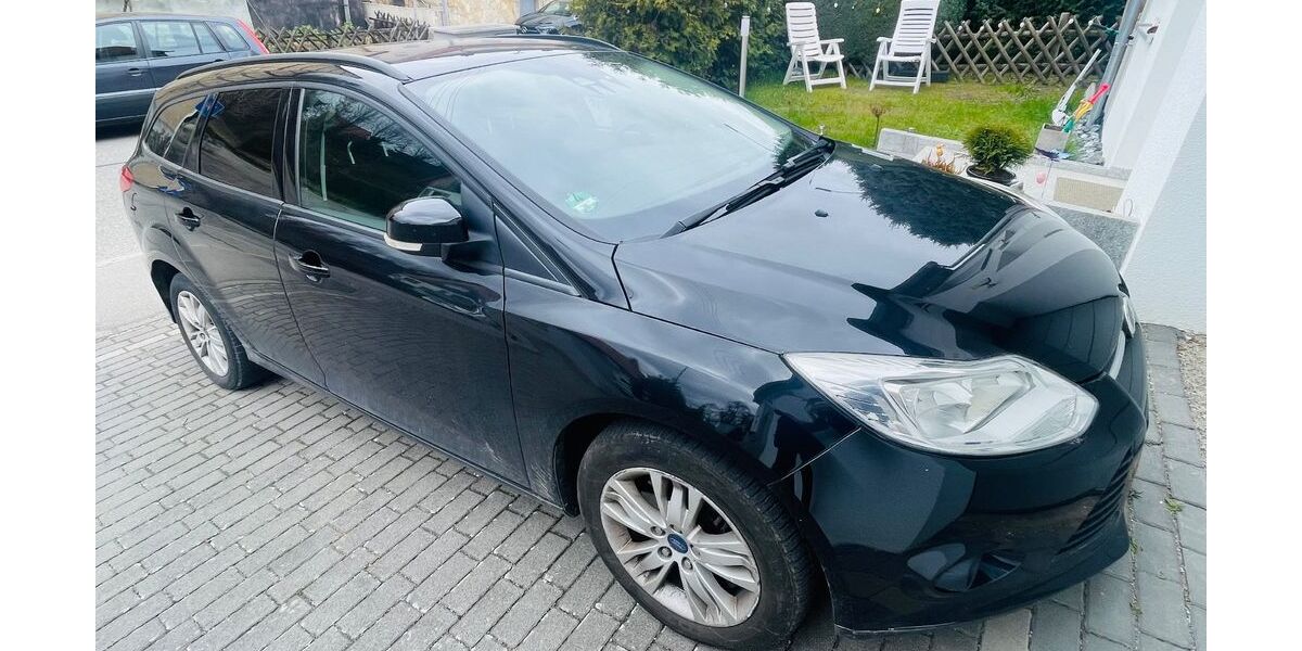 Ford Focus 151.000 km 6.190 &euro; Hechingen 72379