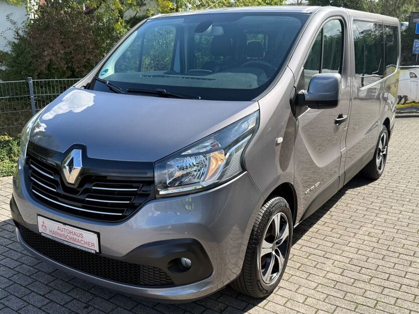 Renault Trafic 69.734 km 22.590 € Radevormwald 42477