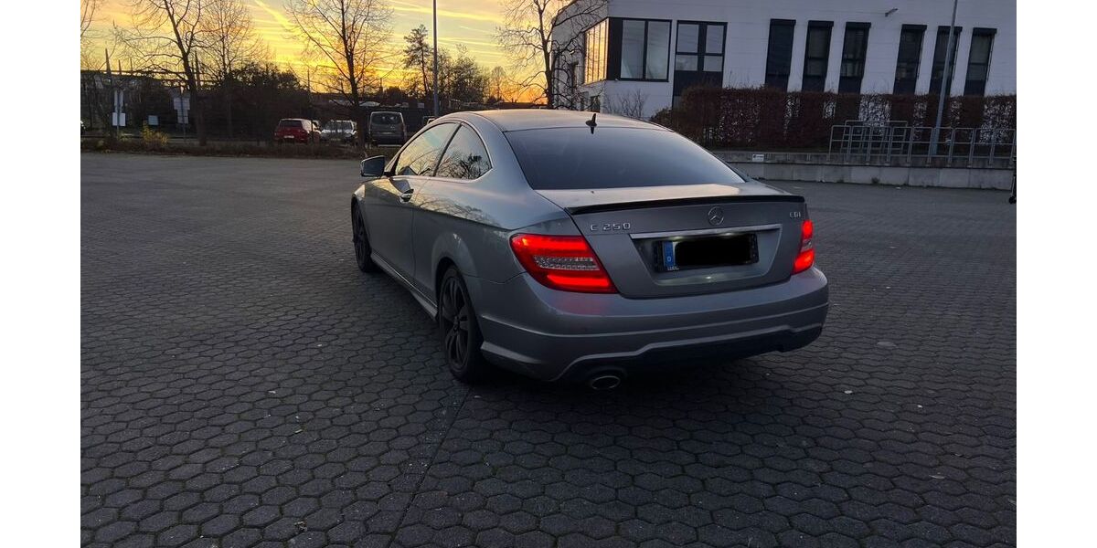 Mercedes-Benz C 250 230.000 km 9.200 &euro; Niederkassel 53859
