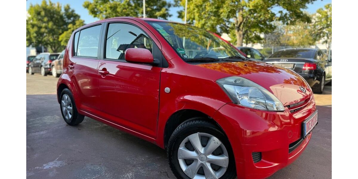 Daihatsu Sirion 116.000 km 1.990 &euro; berlin 12681