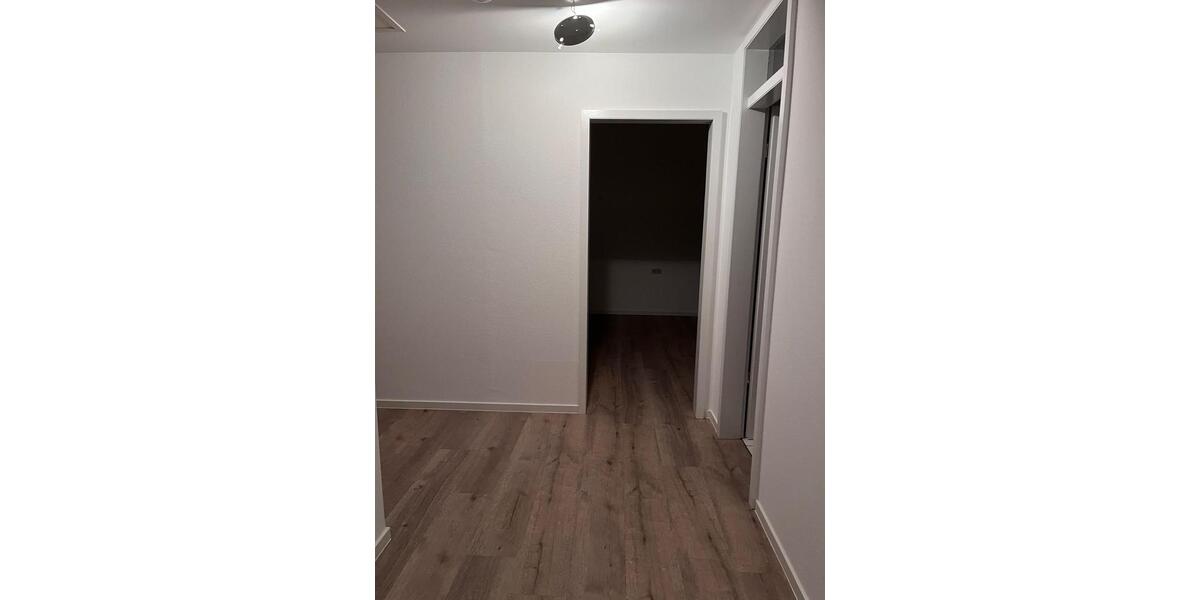 Dachgeschoßwohnung Darmstadt Bessungen - 2.5 Zimmer, 58 m&sup2;, 265.000&euro; | Angebot:26805238