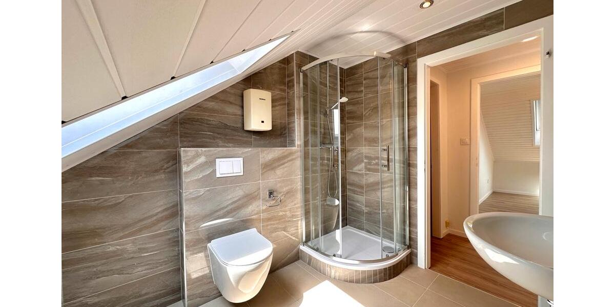 Doppelhaushälfte Hemer - 8 Zimmer, 155 m&sup2;, 1.399&euro; | Angebot:26283572