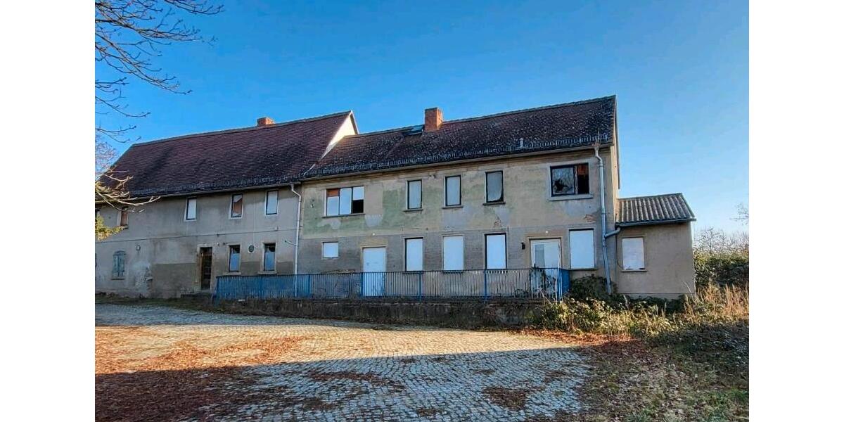 Einfamilienhaus Teuchern - 10 Zimmer, 183 m&sup2;, 75.000&euro; | Angebot:25400313