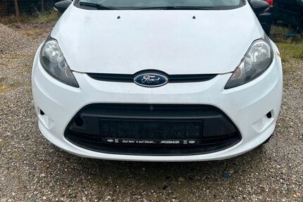 Ford Fiesta 192.500 km 799 &euro; Eggstätt 83125
