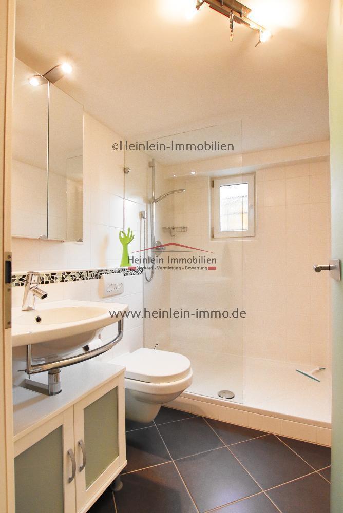 Einfamilienhaus# Sauna# Wintergarten# Kaminofen# PV & Solar# Griesheim Hofmannstr. 8 zimmer