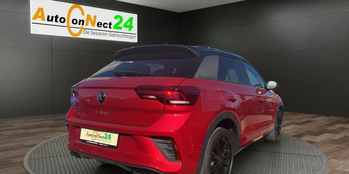 VW T-Roc R-Line Business *Pano/ACC/Navi/SHZG/LED/1.HD 22.460 km 29.990 &euro; Bamberg 96052