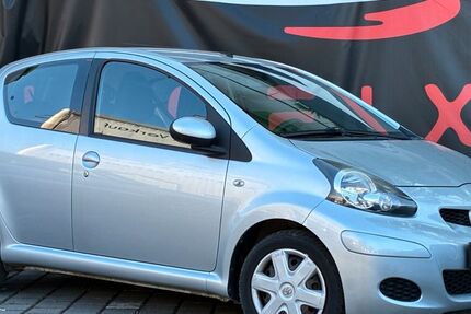 Toyota Aygo (X) 104.000 km 4.490 &euro; Mühlheim am main 63165