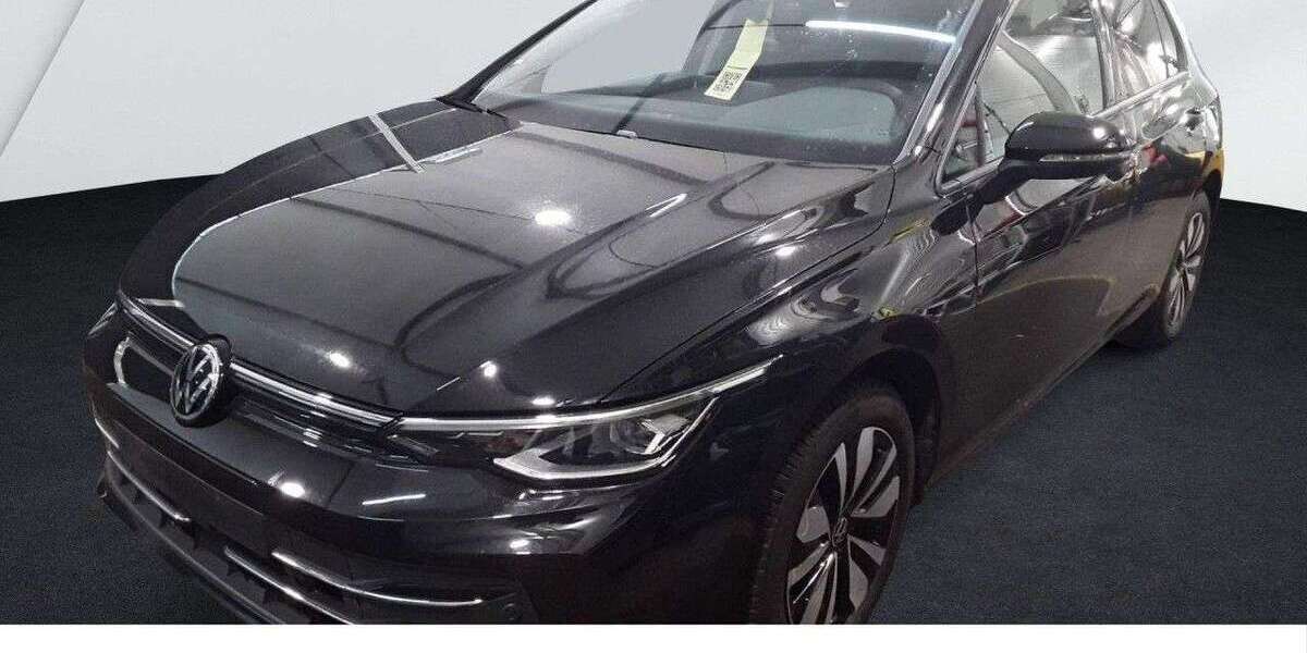 VW Golf 13.684 km 23.935 &euro; Bielefeld 33613