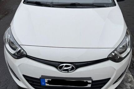 Hyundai i20 53.300 km 5.900 &euro; Hanau 63456