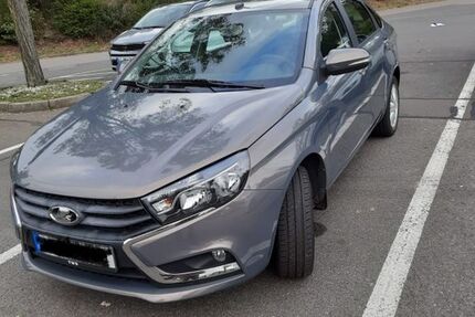 Lada Vesta 25.000 km 9.100 &euro; Kaiserslautern 67657