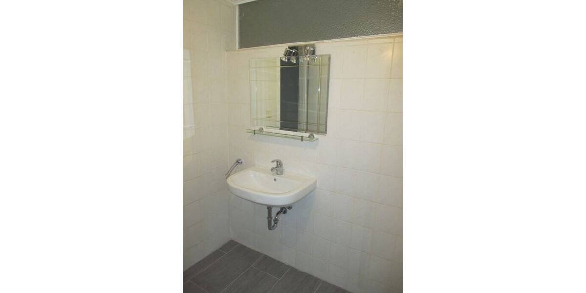 Etagenwohnung Hildesheim Ost - 2 Zimmer, 90 m&sup2;, 870&euro; | Angebot:26909902