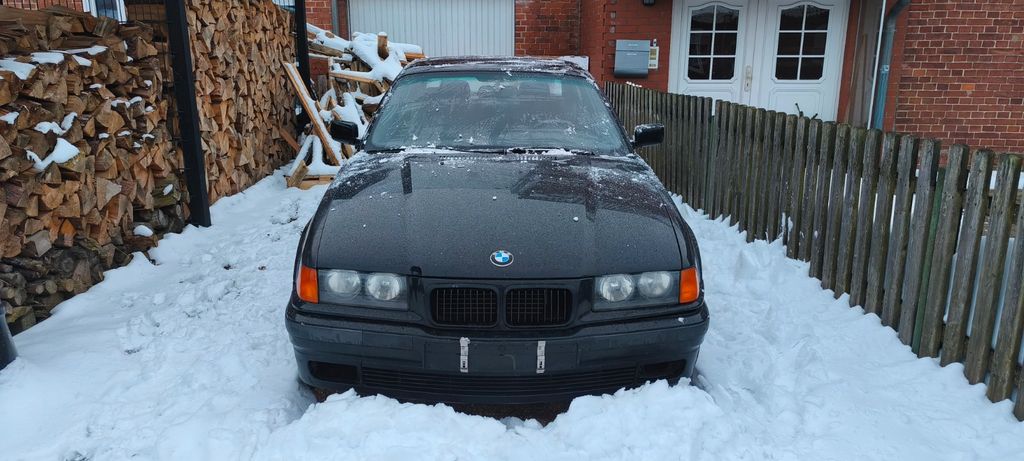 BMW 316 245.000 km 3.199 &euro; Landesbergen 31628