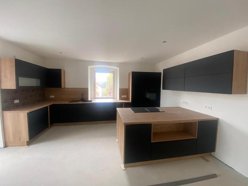 Wohnung zur Miete 103 m² + 30 m² Balkon zimmer