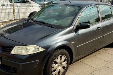 Renault Megane 128.000 km 990 &euro; Hamburg 20097