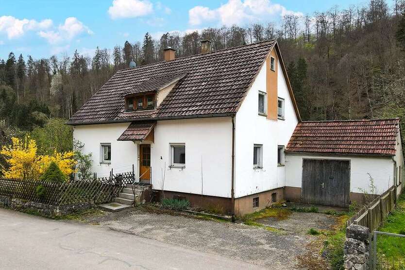 Haus zum Kaufen in Gundelfingen 155.000 € 134.63 m²