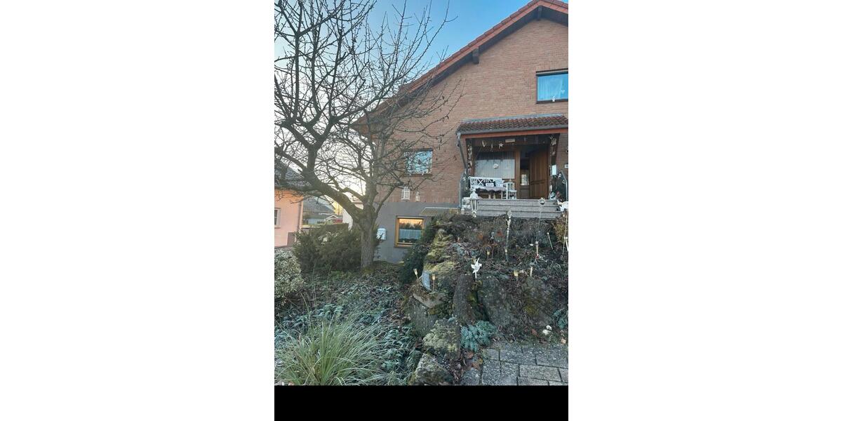 Sehr schöne helle 1 Zimmer Wohnung mit separatem Eingang 1 zimmer