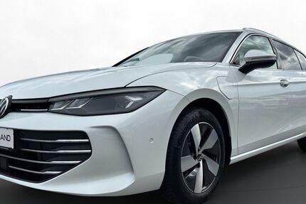 VW Passat Variant 15.507 km 38.870 &euro; Regen 94209
