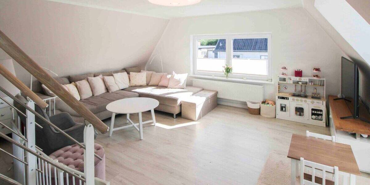 Einfamilienhaus Flensburg Engelsby - 8 Zimmer, 150 m&sup2;, 559.000&euro; | Angebot:26359415