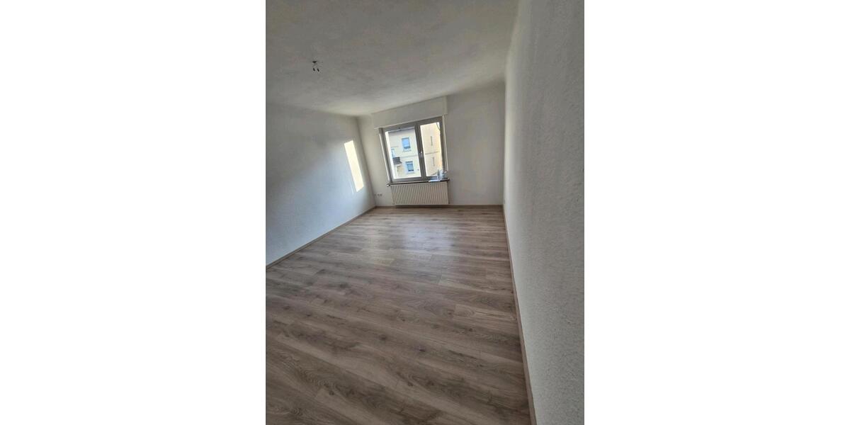 Etagenwohnung Bous - 3 Zimmer, 74 m&sup2;, 680&euro; | Angebot:26612823