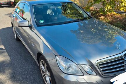 Mercedes-Benz E 220 295.000 km 6.990 &euro; Dreieich 63303