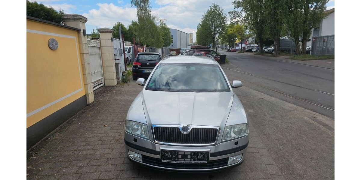 Skoda Octavia 180.000 km 3.999 &euro; Bonn 53227