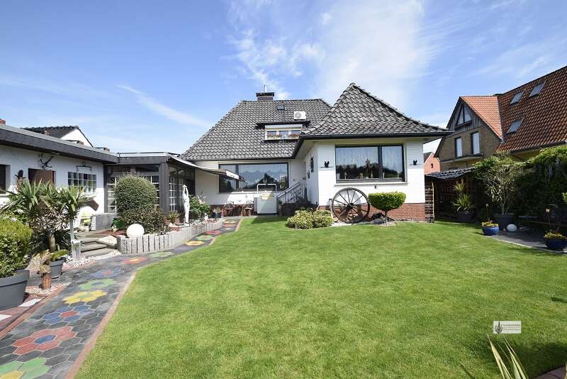 Haus mir Charakter! Garten, Garage, Pool Yaccuzzi, TOP Einrichtung, PV Anlage, Einfach SUPER! - Einfamilienhaus Syke Syke | Angebot:26737396