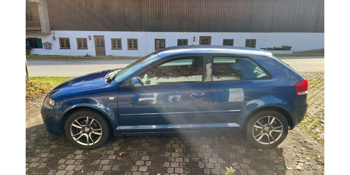Audi A3 214.500 km 2.350 € Egling 82544