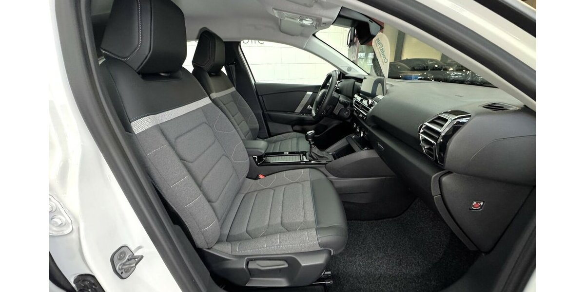 Citroen C4 Puretech 130 PLUS LED CAM Sitzheizung 25.850 km 15.220 &euro; Lich 35423