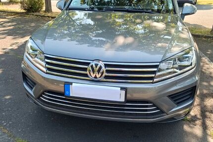 VW Touareg 121.000 km 22.490 € Hainburg 63512