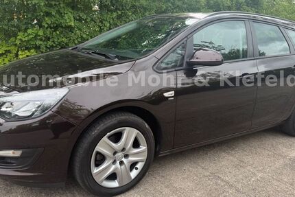 Opel Astra 99.000 km 7.999 &euro; Halle-Neustadt 06124