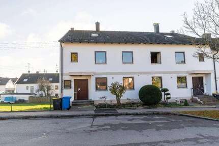 Haus Friedberg - 7 Zimmer, 200 m&sup2;, 1.700&euro; | Angebot:26905035