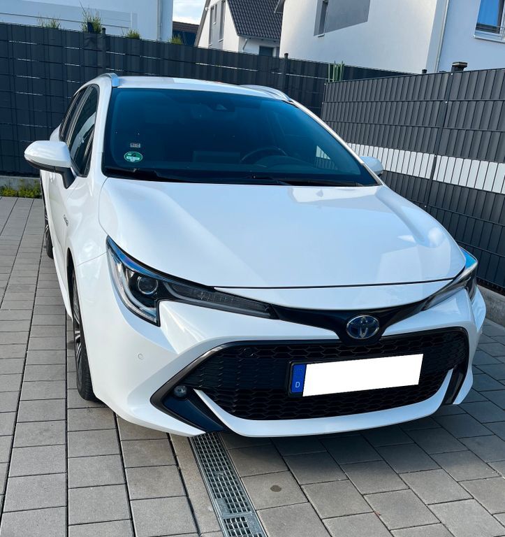 Toyota Corolla 68.000 km 22.900 € Riedstadt 64560