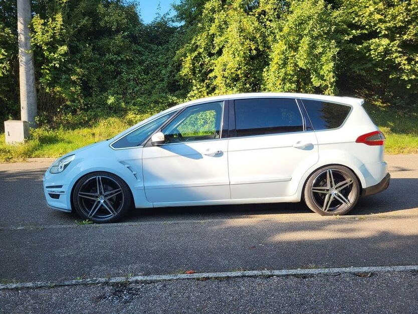 S-Max