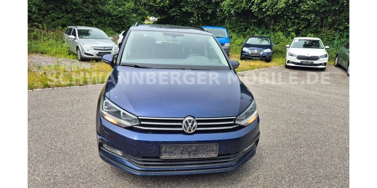 VW Touran 262.000 km 7.650 &euro; Deggendorf 94469
