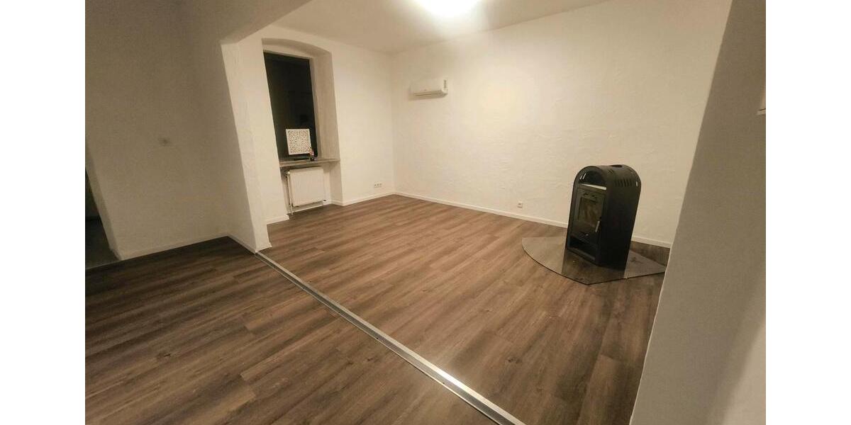 Mehrfamilienhaus, Wohnhaus Neunkirchen - 8 Zimmer, 205 m&sup2;, 290.000&euro; | Angebot:26886076