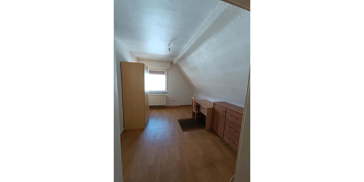 Etagenwohnung Sandhausen - 5 Zimmer, 70 m&sup2;, 650&euro; | Angebot:26495378