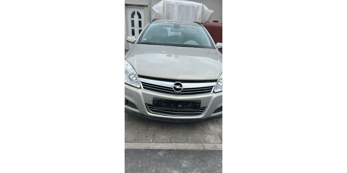 Opel Astra 97.000 km 2.700 &euro; Pfungstat 64319