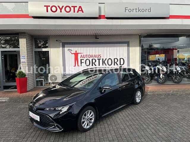 Toyota Corolla 14.980 km 25.980 &euro; Bielefeld 33689