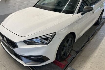 Seat Leon 43.264 km 22.930 &euro; Hünfeld 36088